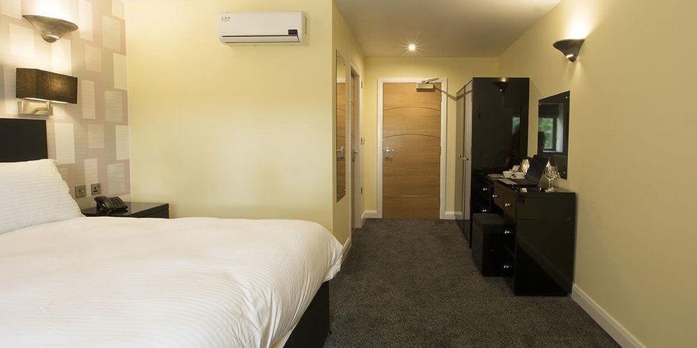 Oak Royal Hotel, Golf And Country Club Chorley  Dış mekan fotoğraf