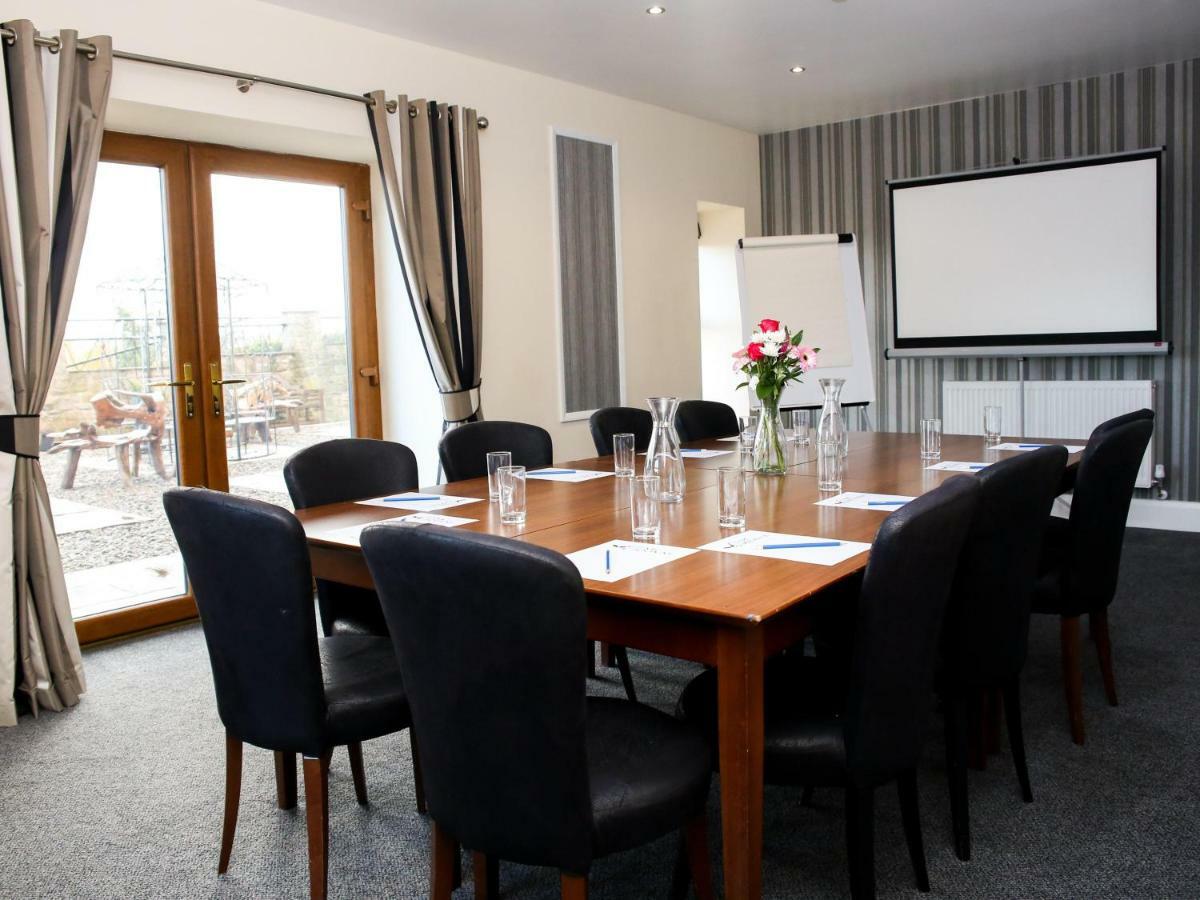 Oak Royal Hotel, Golf And Country Club Chorley  Dış mekan fotoğraf