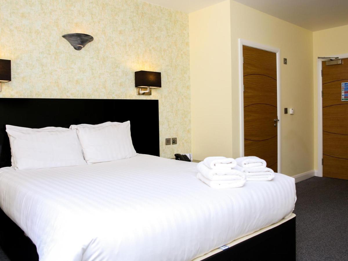 Oak Royal Hotel, Golf And Country Club Chorley  Dış mekan fotoğraf